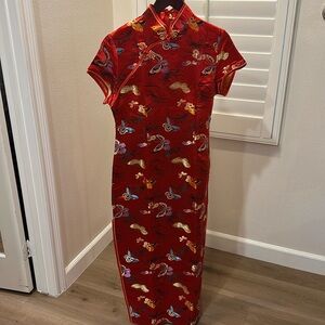 Red Cheongsam Qipao Dress with Butterlies (L) NWT